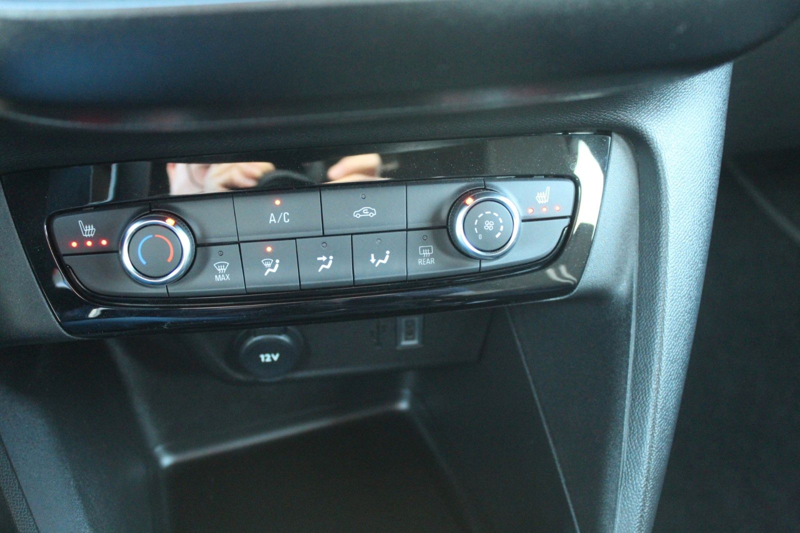 Fahrzeugabbildung Opel Corsa F GS*Allwetter*SHZ*LHZ*PDC*RFK