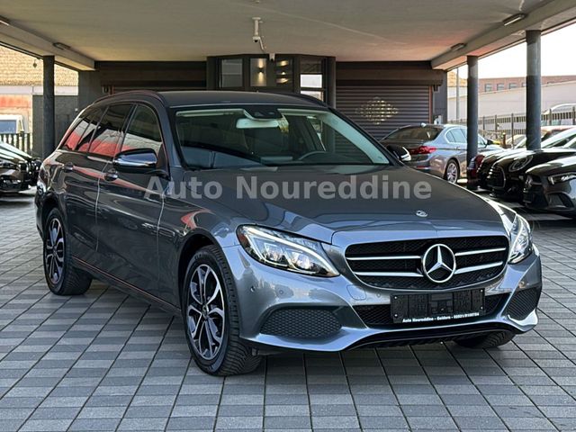 Mercedes-Benz C 180 T-Modell CGI *Leder*Navi*LED*Standheizung*