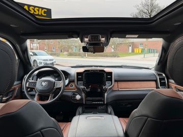 Bild 22 Dodge RAM 5,7l HEMI Longhorn AHK Luftfahrwerk 4x4