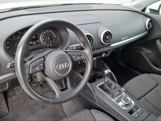 A3 SPORTBACK 35 TFSI SPORT LED+DAB+NAVI+AZV+PDC