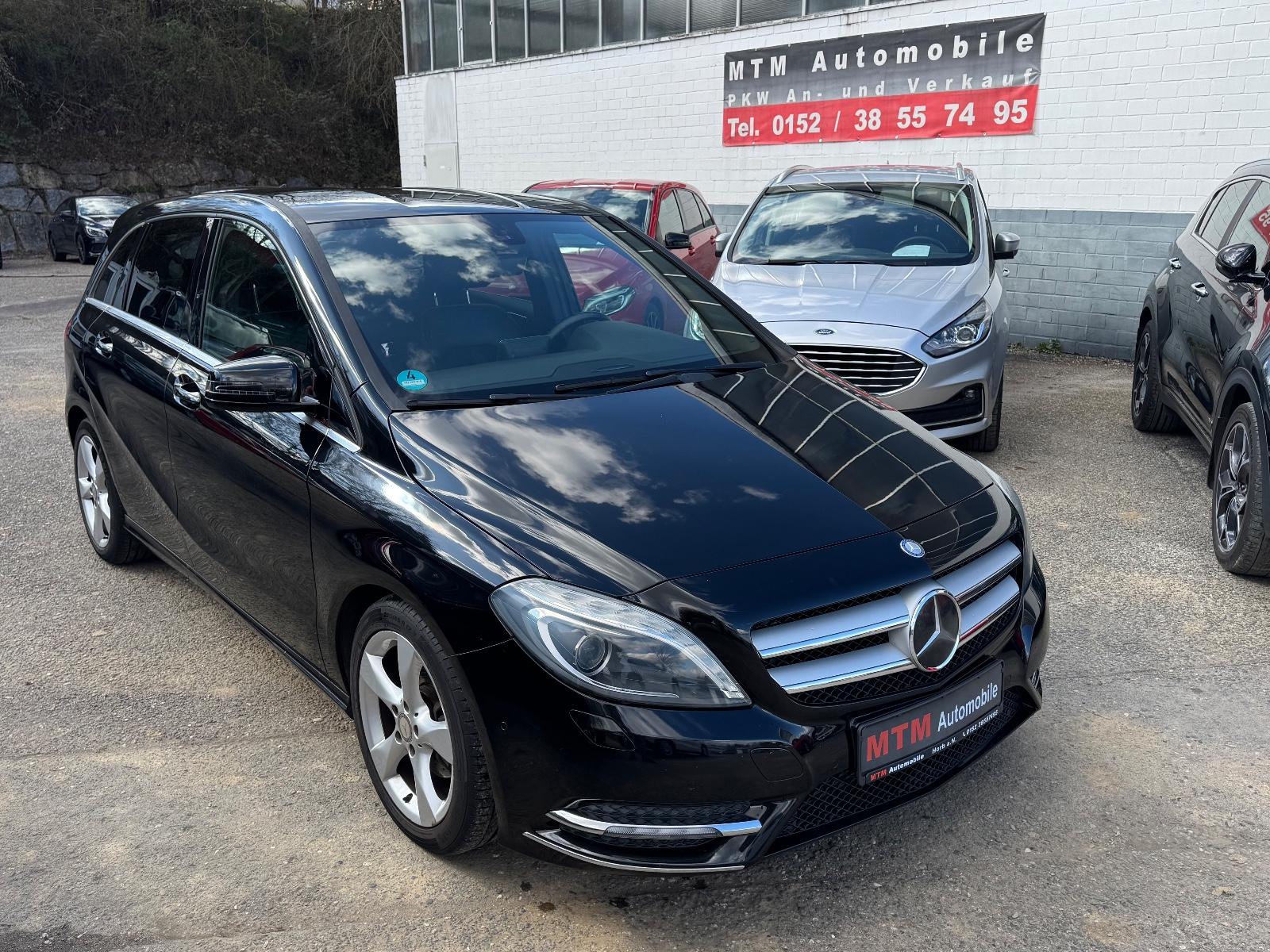 Mercedes-Benz B 180 BlueEfficiency Navi Xenon Teilleder