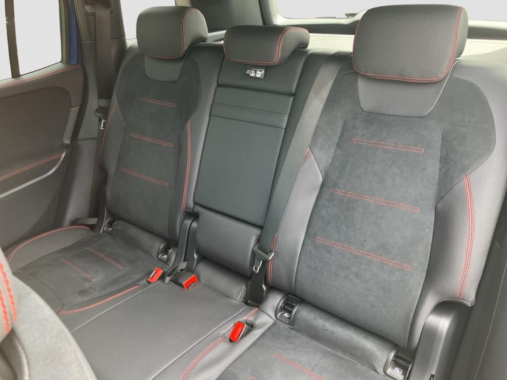 Fahrzeugabbildung Mercedes-Benz GLB 200 d AMG Line*Kamera*MULTIBEAM*AHK