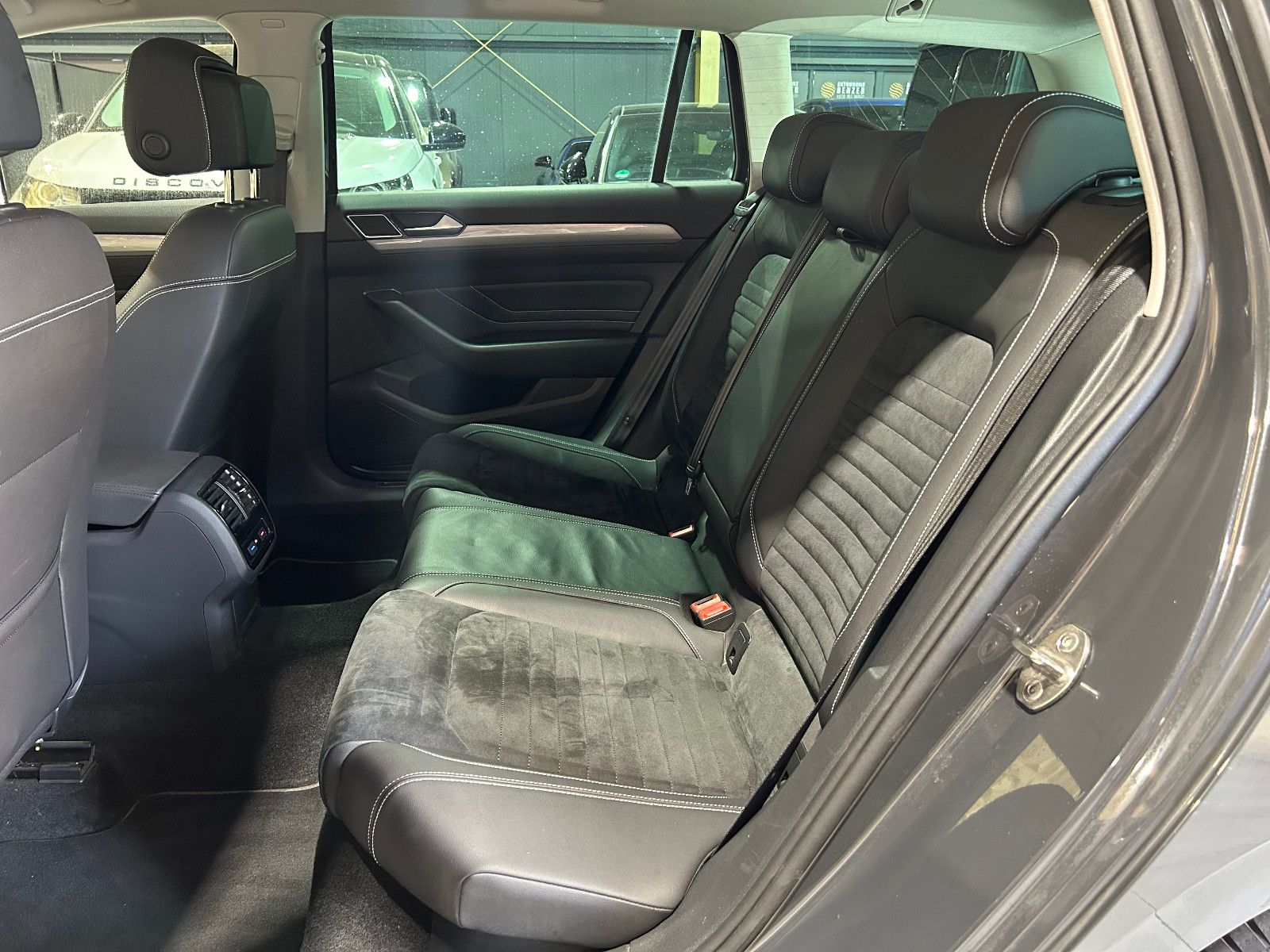 Fahrzeugabbildung Volkswagen Passat Variant GTE/APPLE/KAMERA/NAVI/ACC/8-FACH/