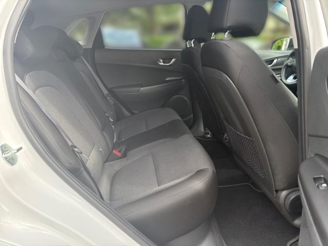 Fahrzeugabbildung Hyundai KONA MJ23 Trend Elektro 100KW NAVI+Dachlackierun