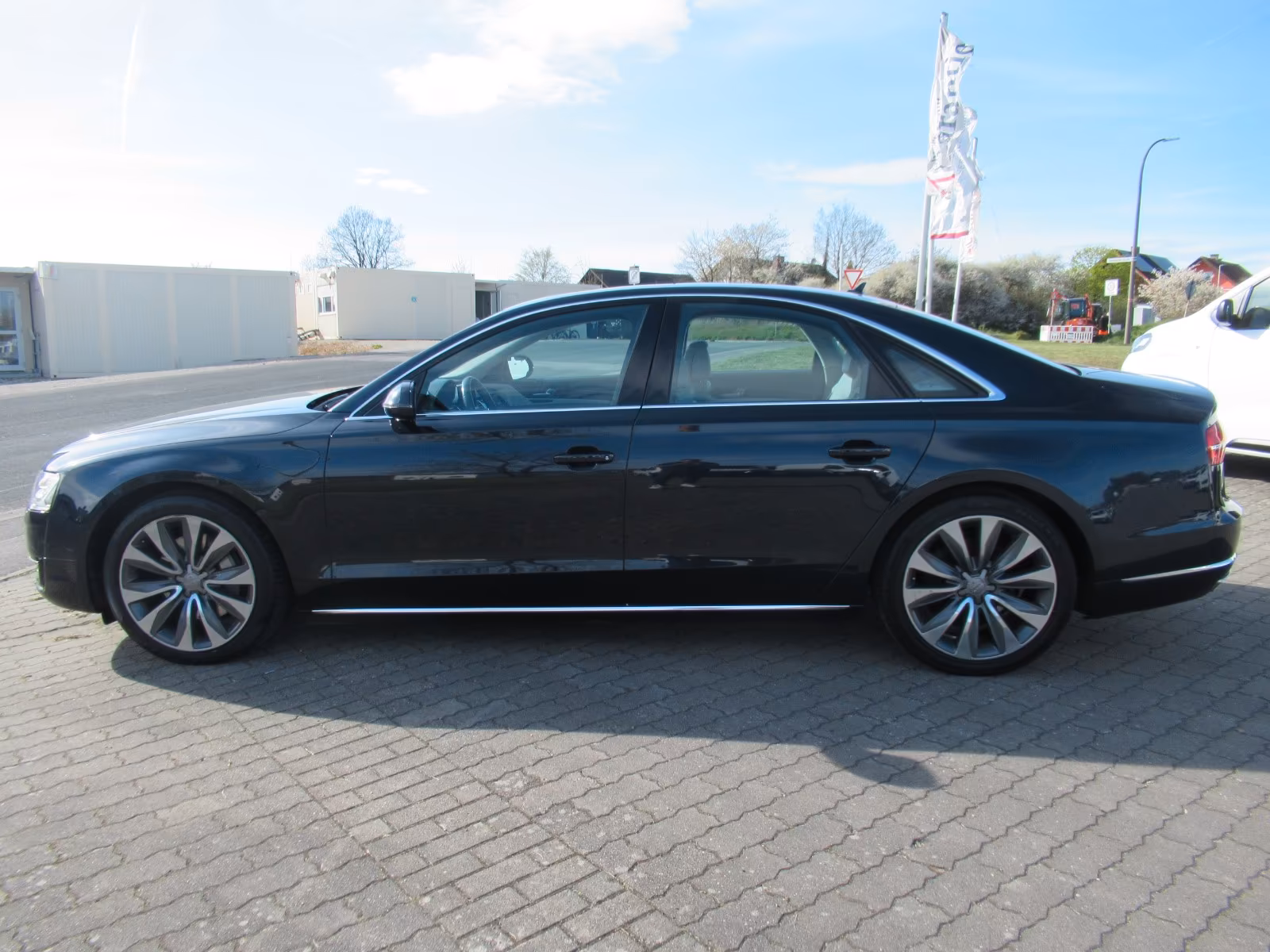 Audi A8 3.0 TDI clean diesel quattro+KAMERA+LEDERHELL
