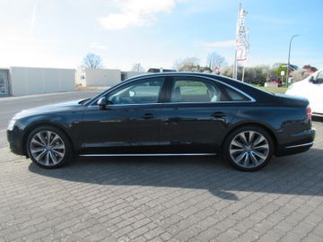 Audi A8 - 3