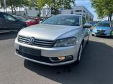 Volkswagen Passat Lim. Comfortline BlueMotion - VW Passat Gebrauchtwagen in Kassel
