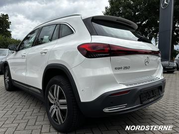 2022 Mercedes-BENZ EQA 照片 4