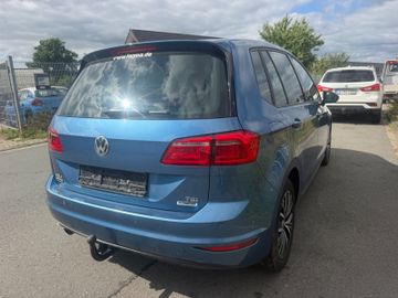Volkswagen Golf - 4