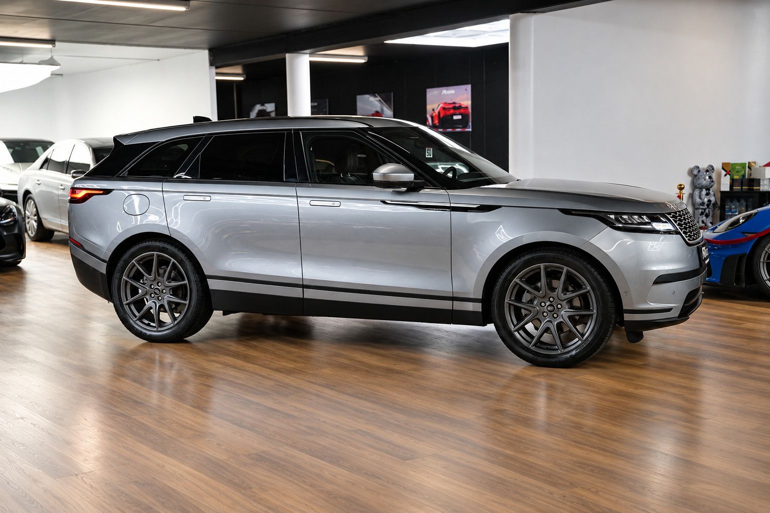 Fahrzeugabbildung Land Rover Range Rover Velar /360*Cam/LED/CapPlay/LEDER/