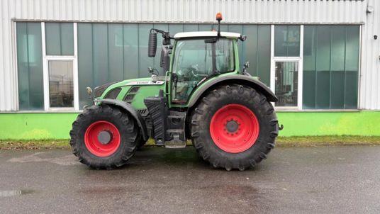 Fendt 724 Profi +