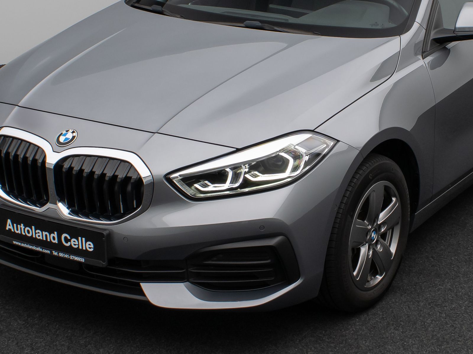 Fahrzeugabbildung BMW 118i Kamera DAB Lordos CockPitPro Lenkrhzg LED