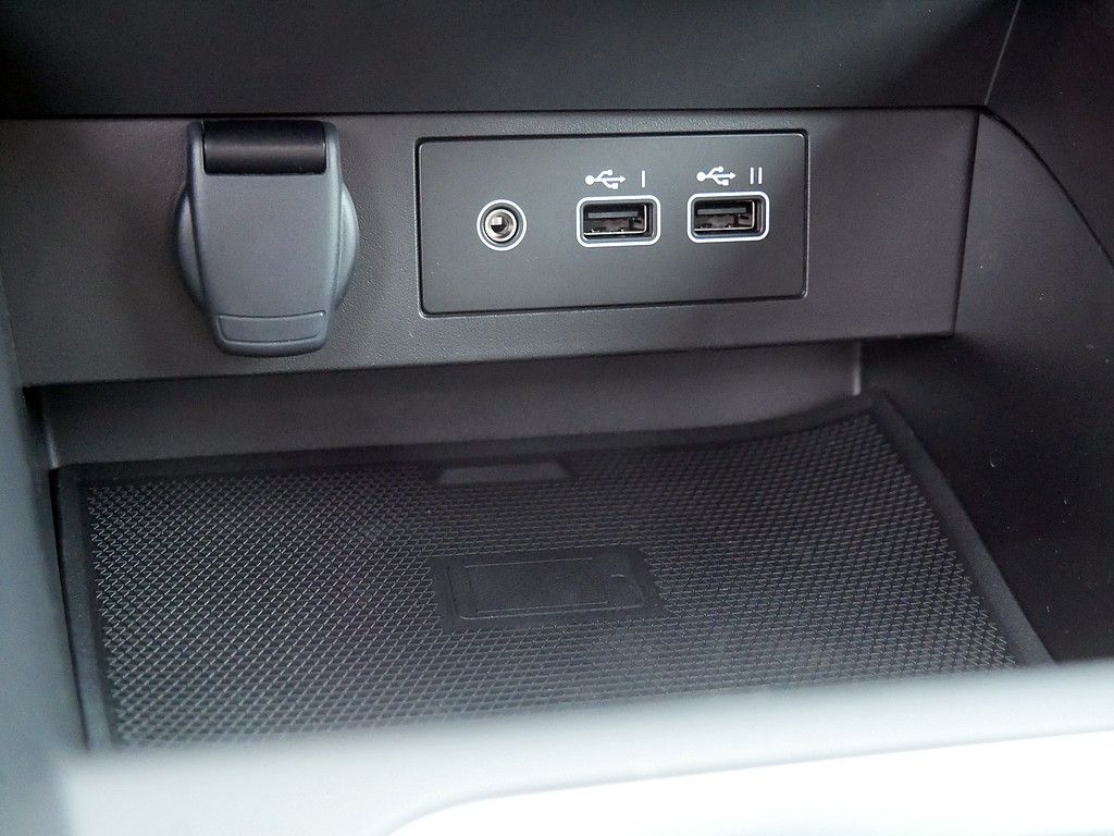 Fahrzeugabbildung Renault Clio Techno TCe 90