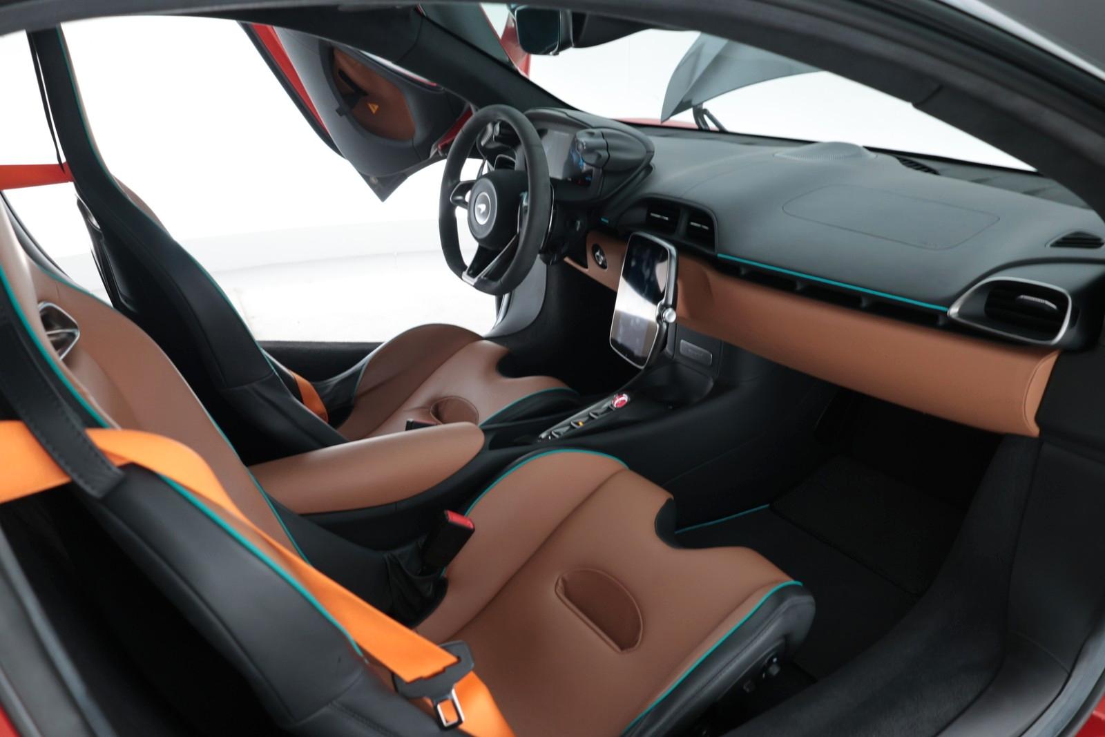 McLaren Artura Novitec Carbon 700Hp