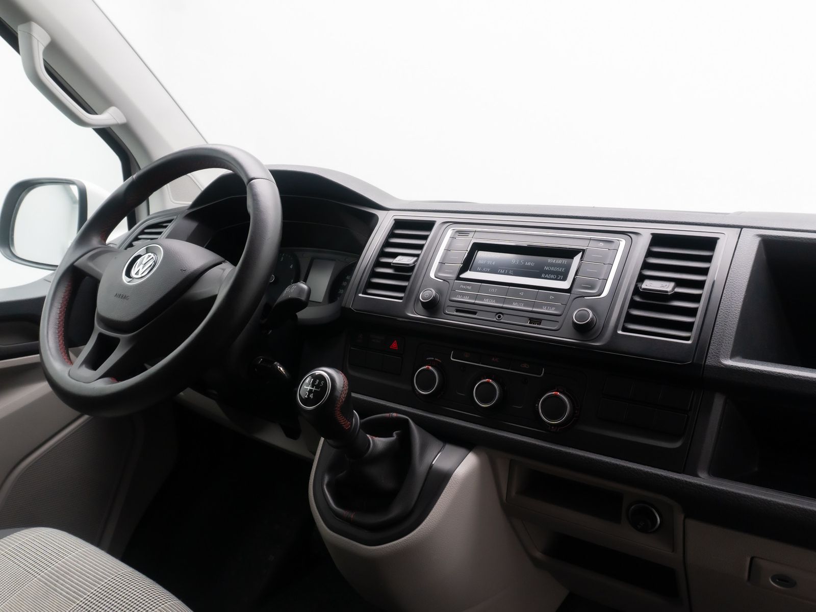 Fahrzeugabbildung Volkswagen T6 Transporter Wohnmobil CaliforniaStyle 18Zoll