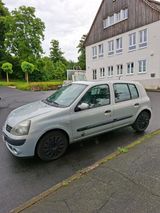 Renault clio - Renault Clio aus 2004 mit Diesel-Antrieb