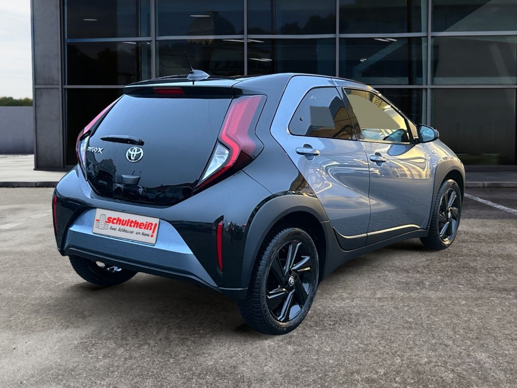 Fahrzeugabbildung Toyota Aygo X Team D