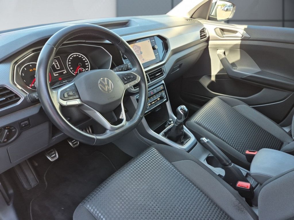 T-Cross 1.0 TSI Active *NAVI*DAB*REAR VIEW*SHZ*P