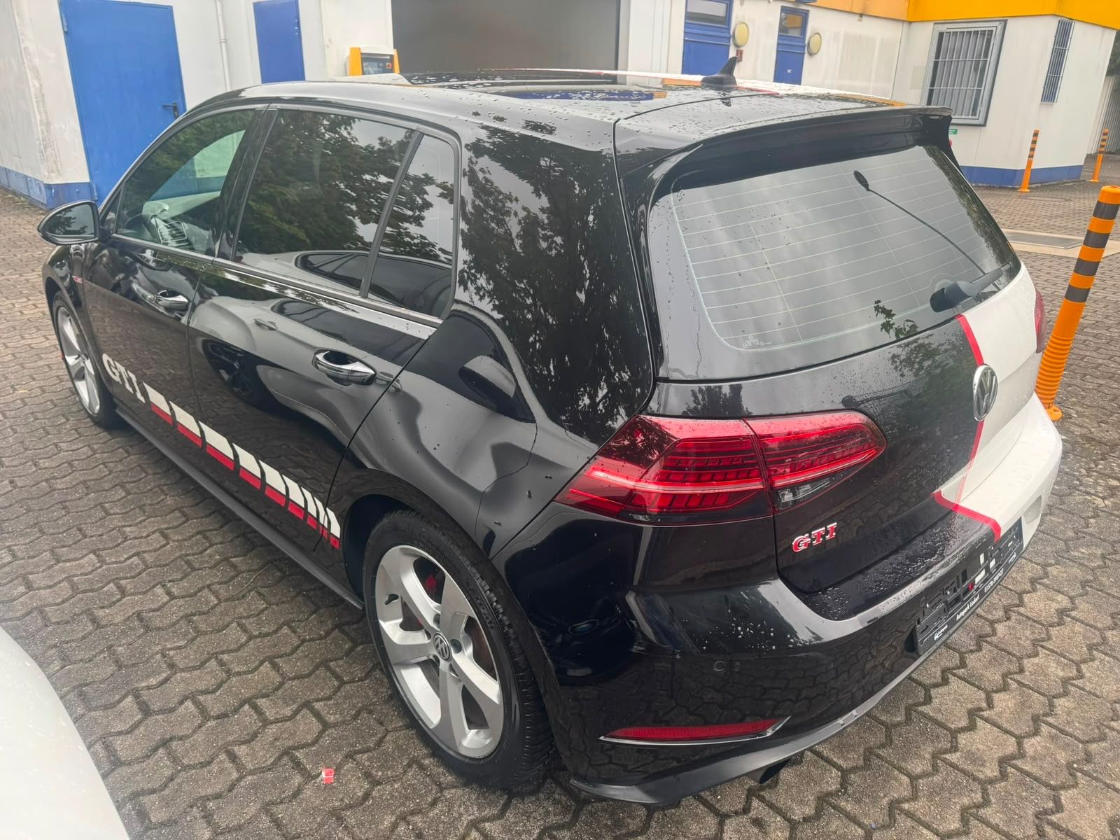 Fahrzeugabbildung Volkswagen Golf VII Lim. GTI BMT/Start-Stopp