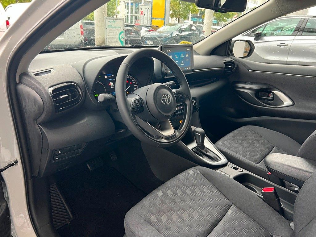 Fahrzeugabbildung Toyota Yaris Hybrid Teamplayer Comfortpaket