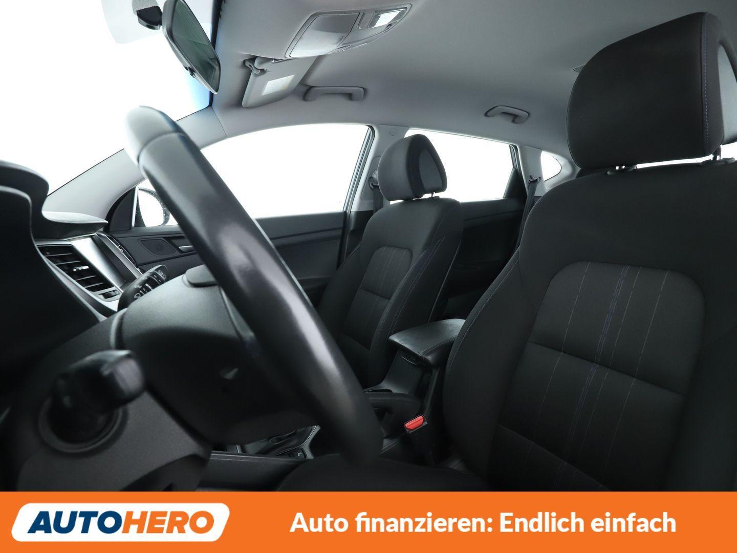 Hyundai Tucson 1.6 Classic blue 2WD *NAVI*TEMPO*CAM*PDC*