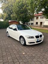 BMW 320d - Limousine (E90) Automatik in Alpina Weiß  - BMW 320: D E90