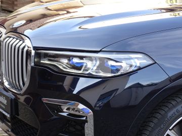 BMW X7 - 6