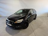Ford Focus Lim. Viva | 2. Hand | Alufegen - Ford Focus Viva mit Benzin-Antrieb