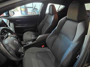 Toyota C-HR - 12