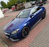 Mercedes-Benz Mercedes-AMG C 63 S - blaue Mercedes-Benz C 63 AMG