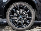 BMW X4 xDrive20d M Sport HUD PANO 360°KAM RFK NAVI - BMW X4 Gebrauchtwagen in München