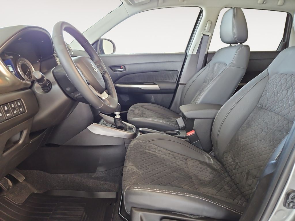 Fahrzeugabbildung Suzuki Vitara 1.4 Comfort + Navi Allrad Sitzheizung PDC