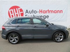 VW Tiguan 2.0 TDI R-Line 4M Matrix Nav Ahk Sport-Pa VW Tiguan 2.0 TDI R-Line 4M Matrix Nav Ahk Sport-Pa