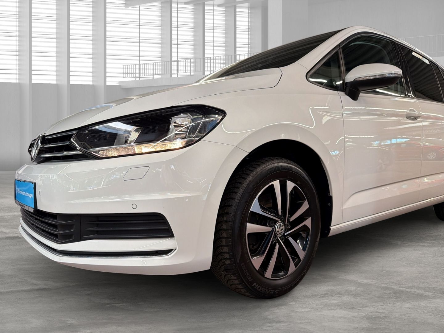 Volkswagen Touran United 1.5 TSI DSG Navi Apple CarPlay And foto 4