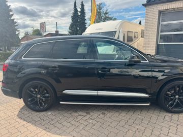 Audi Q7 - 7