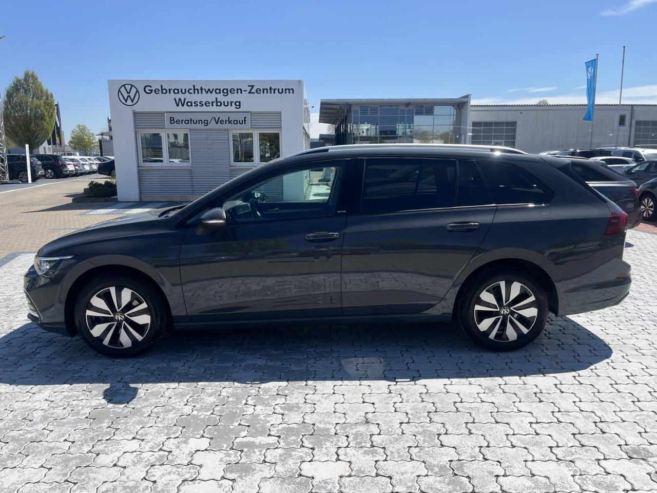 Volkswagen Golf VIII Variant 1.5 TSI Move (LEDPlus+NAVI+APP