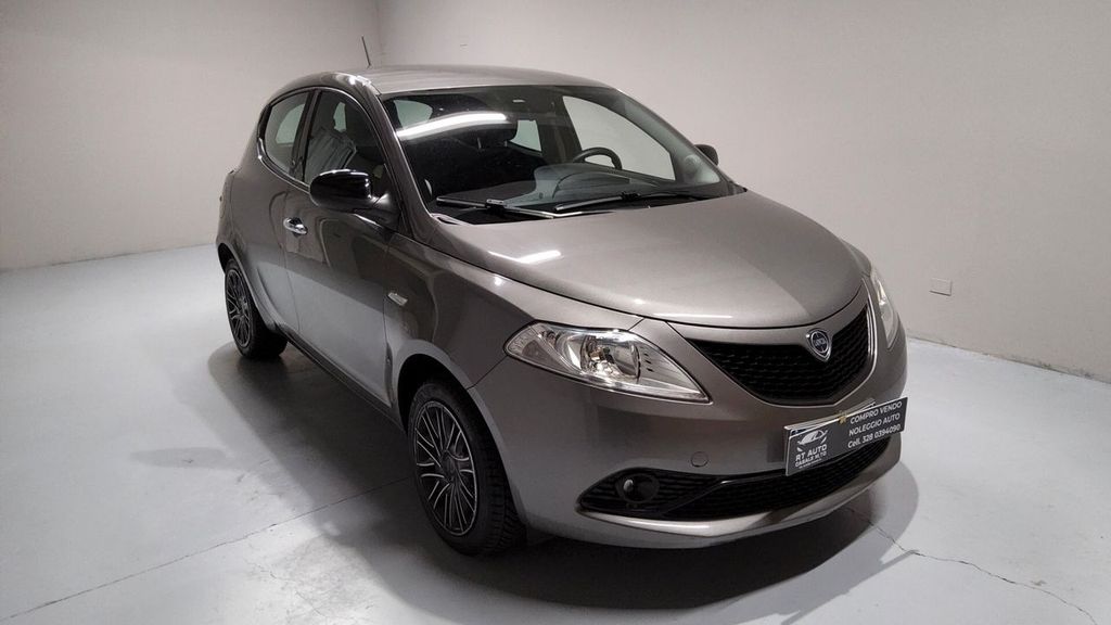 Image of Lancia Ypsilon