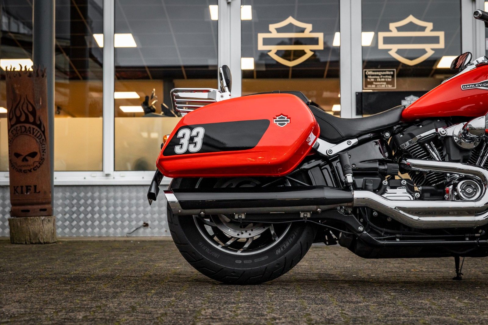 Fahrzeugabbildung Harley-Davidson FLSB SPORT GLIDE 107-Bagger Race Umbau