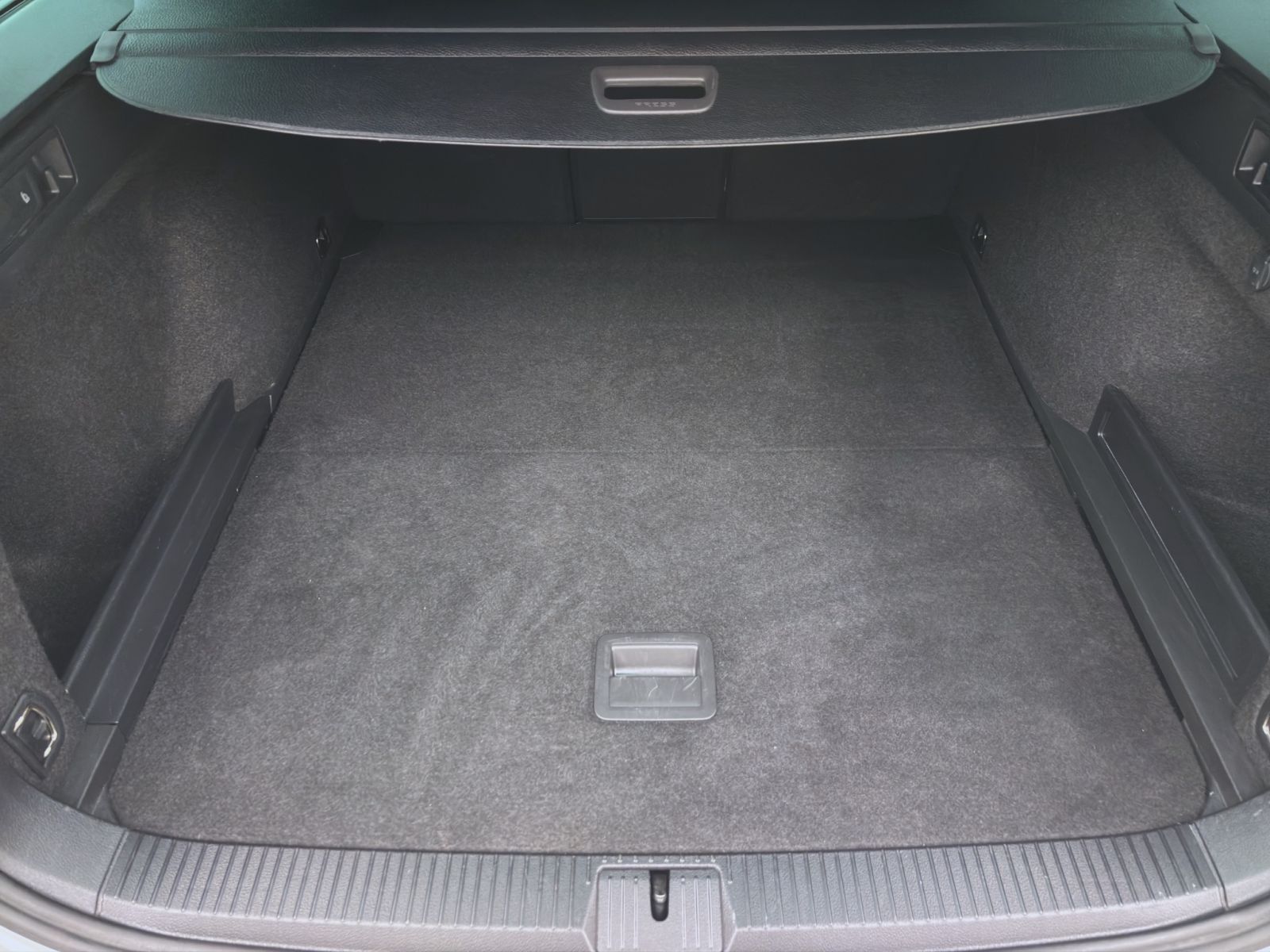 Volkswagen Passat Variant - Bild 5
