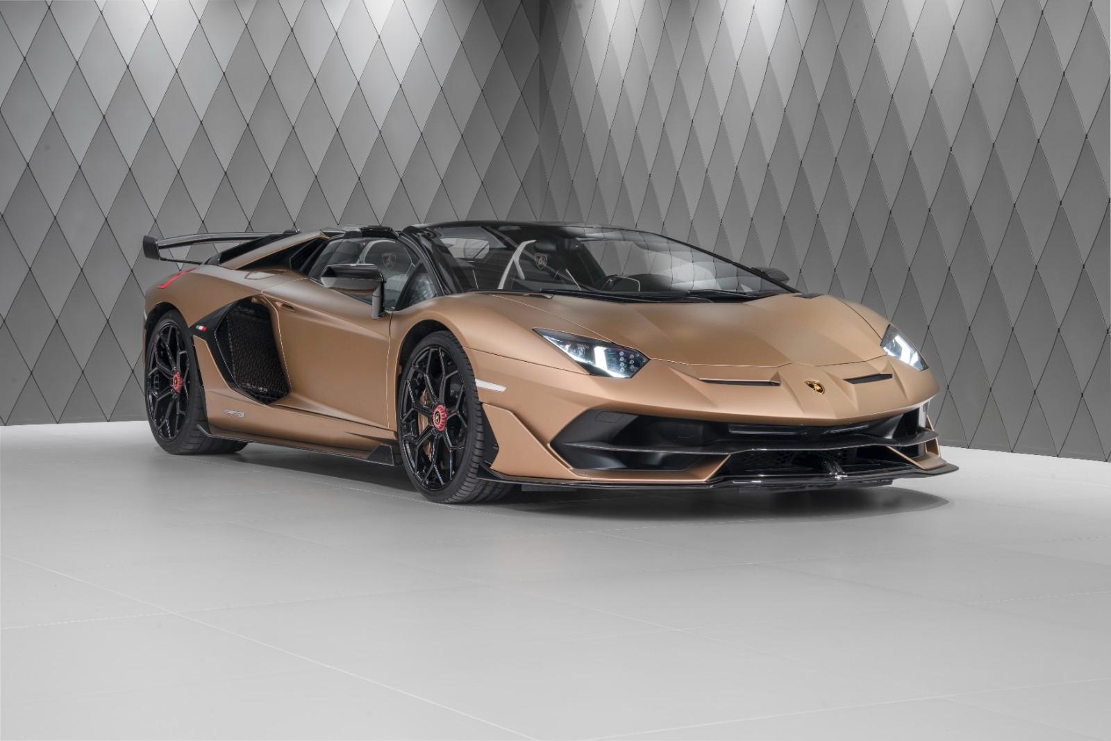 Lamborghini Aventador SVJ Roadster MATT GOLD CARBON WARRANTY