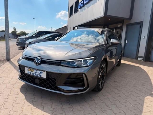 Volkswagen Passat Variant 2.0 TDI R-line ACC LED