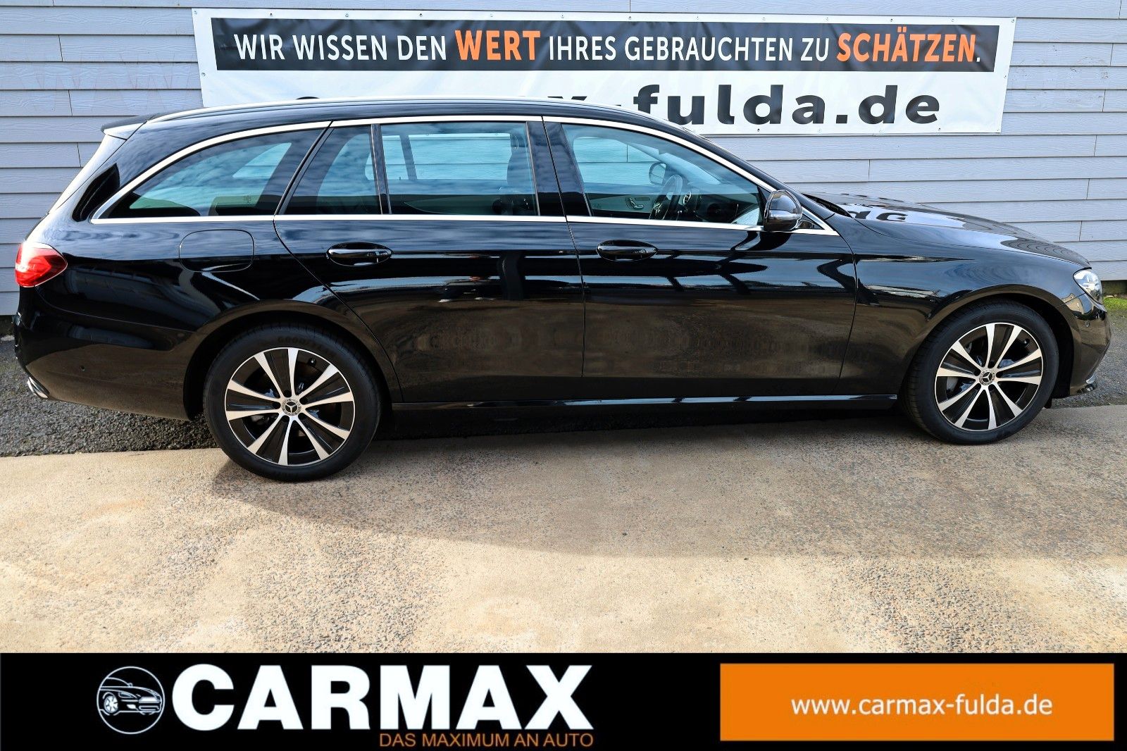 Fahrzeugabbildung Mercedes-Benz E 300 e T Avantgarde,T.Leder,Navi,Kamera,AHK +WR