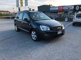 Kia Carens 2.0 16V CRDi VGT LX Family - gebrauchte Kia Carens aus dem Jahr 2008