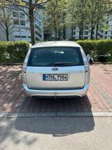 Ford Focus 1,6TDCi 80kW DPF Concept Turnier Concept - Ford Focus aus 2010 mit Diesel-Antrieb