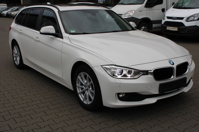 BMW 316i Touring Panorama/Navi Prof./PDC/MFL/SHZ/WR