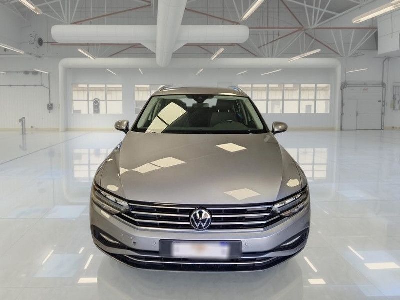 Volkswagen VOLKSWAGEN PASSAT VARIANT 2.0 TDI SCR EVO 90KW B imagem 2