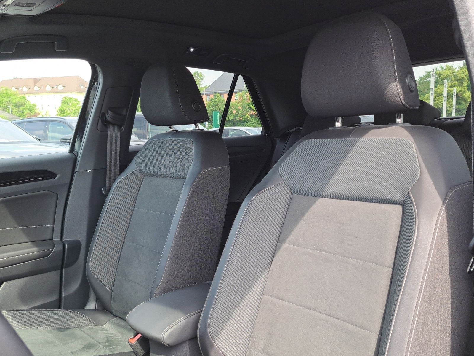 Volkswagen T-Roc - Bild 26