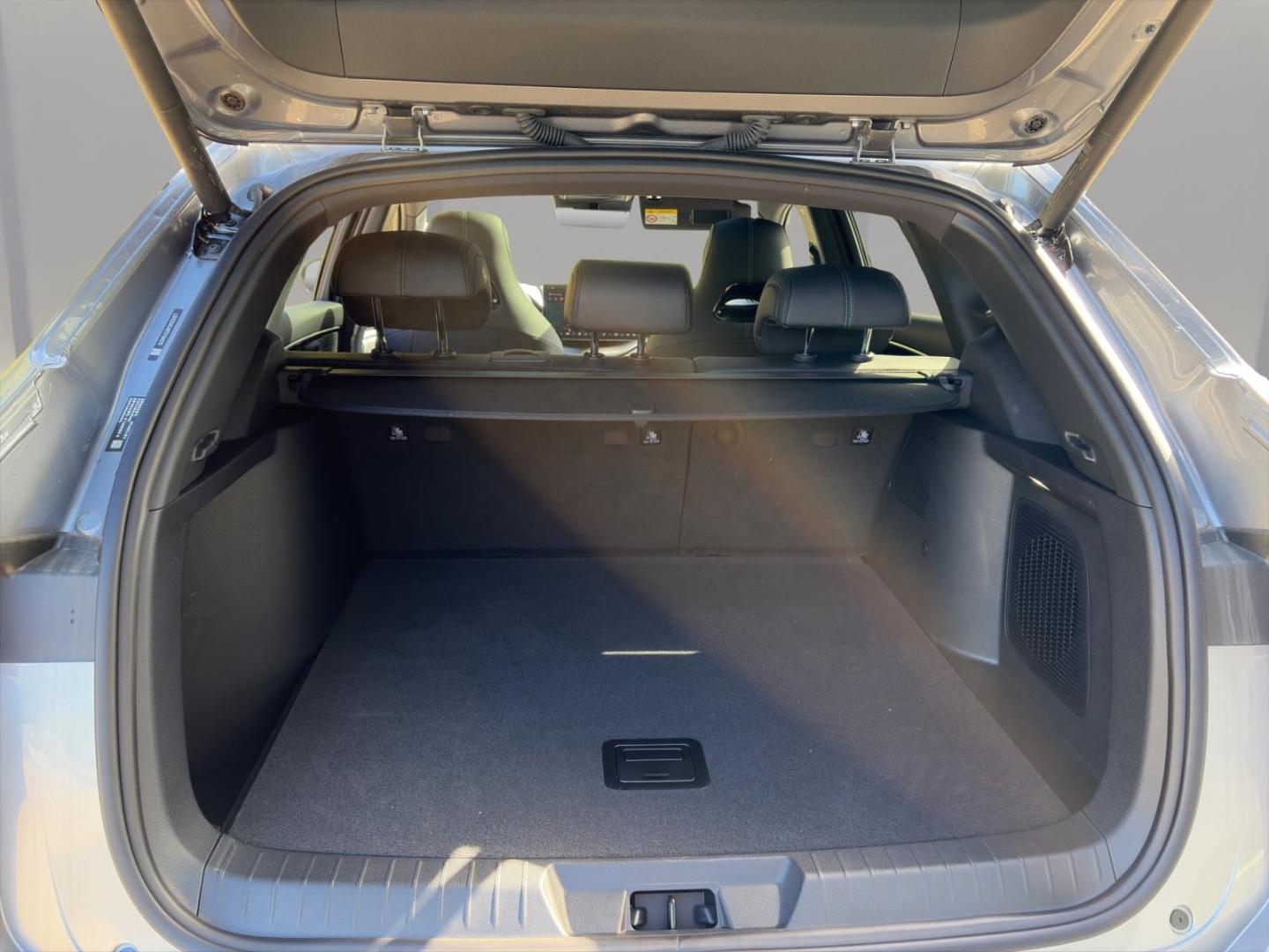 BYD Seal U 1.5 DM-i PHEV Design AWD SHZ PANO HUD