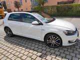 Volkswagen Golf GTE SSD Leder AHK Vollausstattung  - Hybrid (/Elektro) Voll mit Benzin-Antrieb