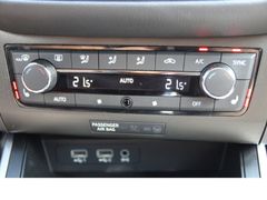Fahrzeugabbildung Seat Arona FR*black&white*LED-SW*Navi*AppCon*SHZ*PDC*